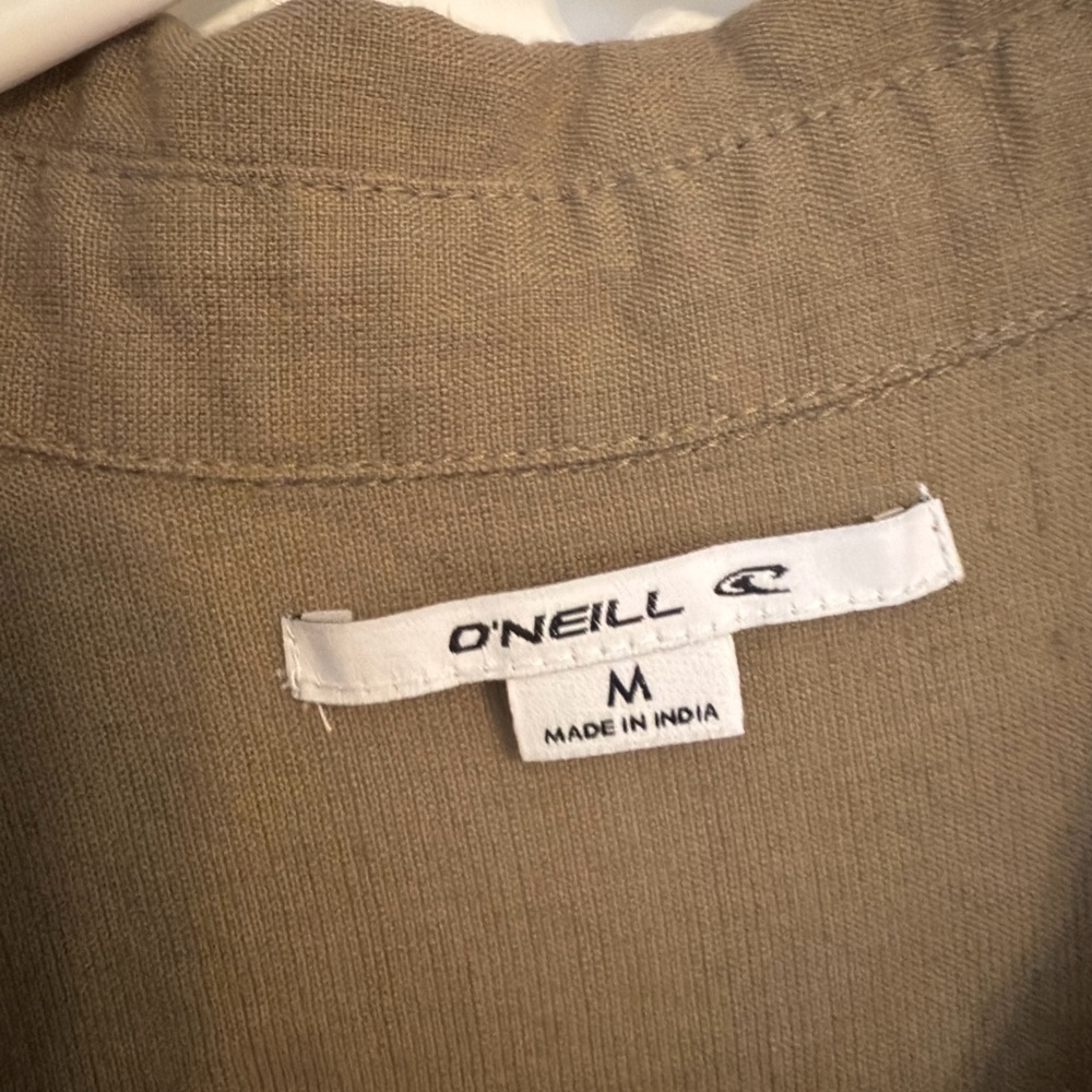 O’Neill Ruffled Sleeve Button-Up Shirt - Picture 3 of 4